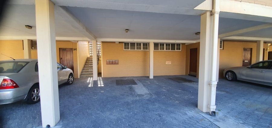 To Let 1 Bedroom Property for Rent in Tijgerhof Western Cape